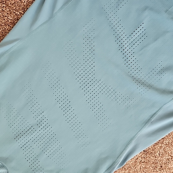 Nike Pro Hypercool Gym Tank, Blue, Size Large - Picture 5 of 7